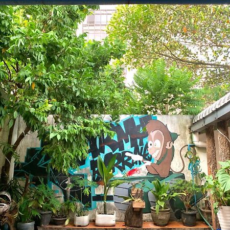 Vang Vieng Lily Backpackers Hostel Exteriör bild